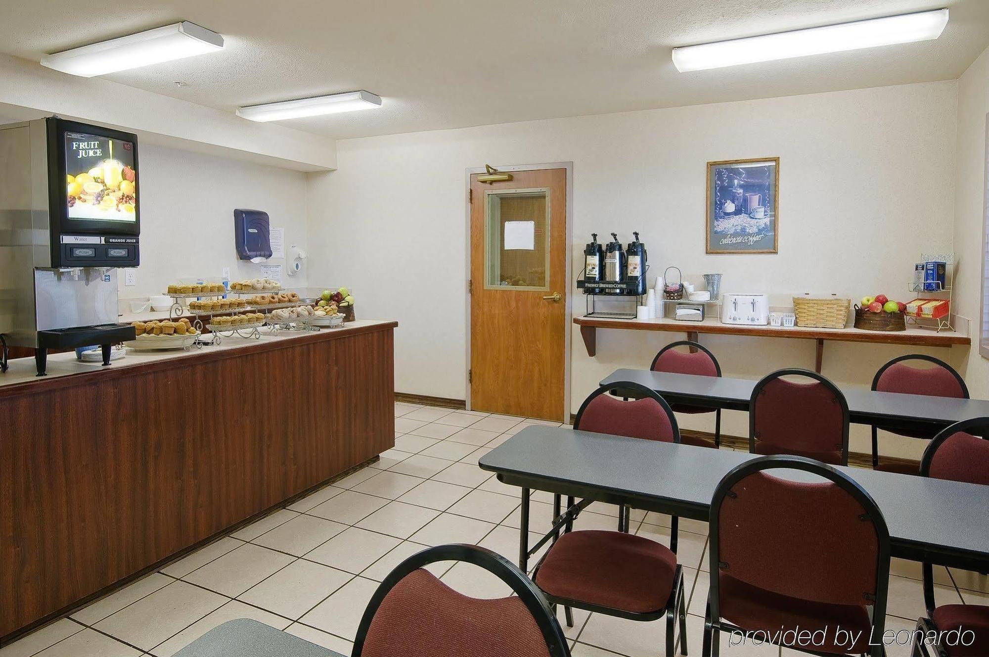 Americas Best Value Sandman Inn La Grande Restoran gambar